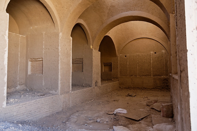 Mehriz-Caravanserail et fort de Saryazd-011